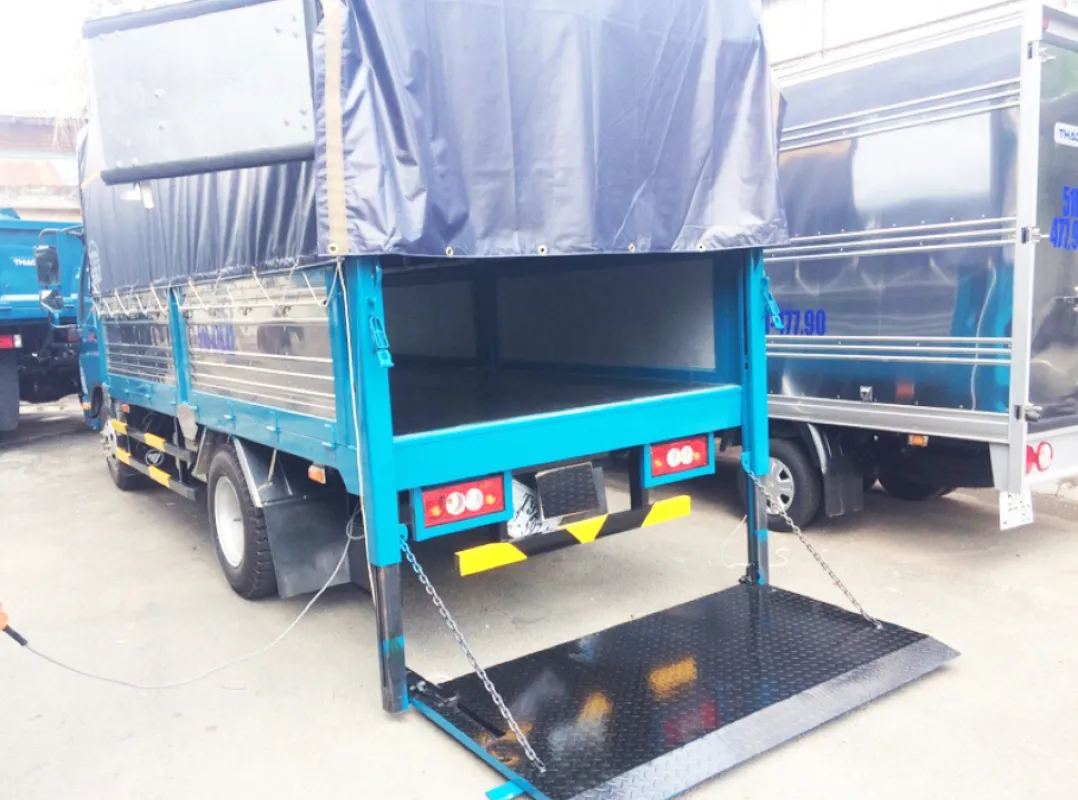 Xe 1 tấn ( Có Bửng Nâng )